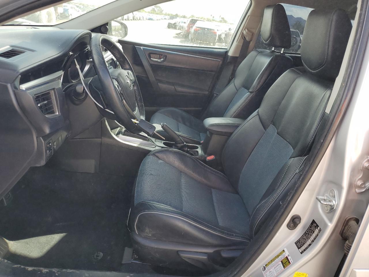 2015 Toyota Corolla L - Фото 7