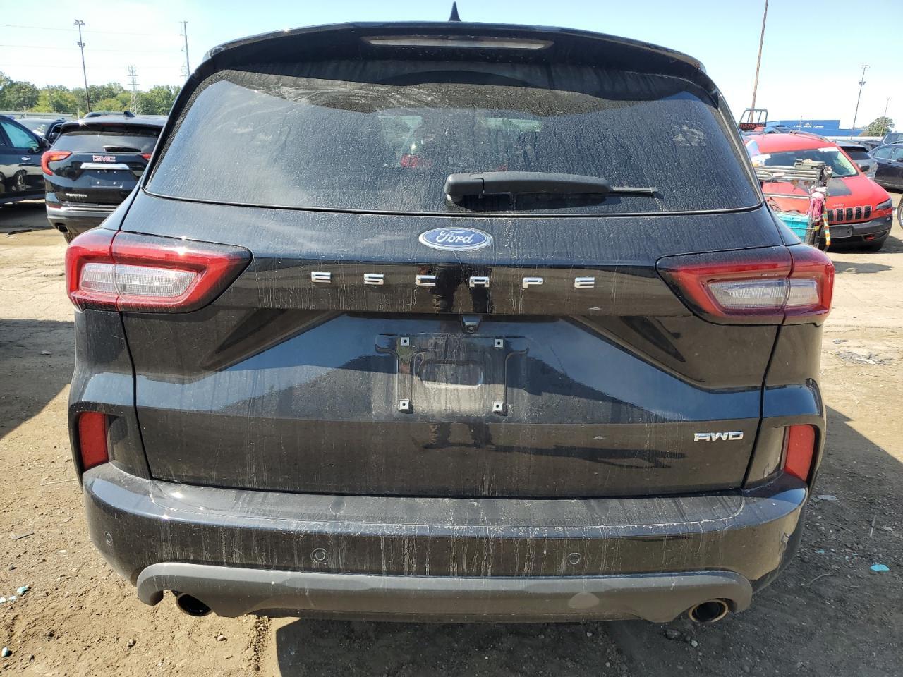 2024 Ford Escape St Line - Image 6