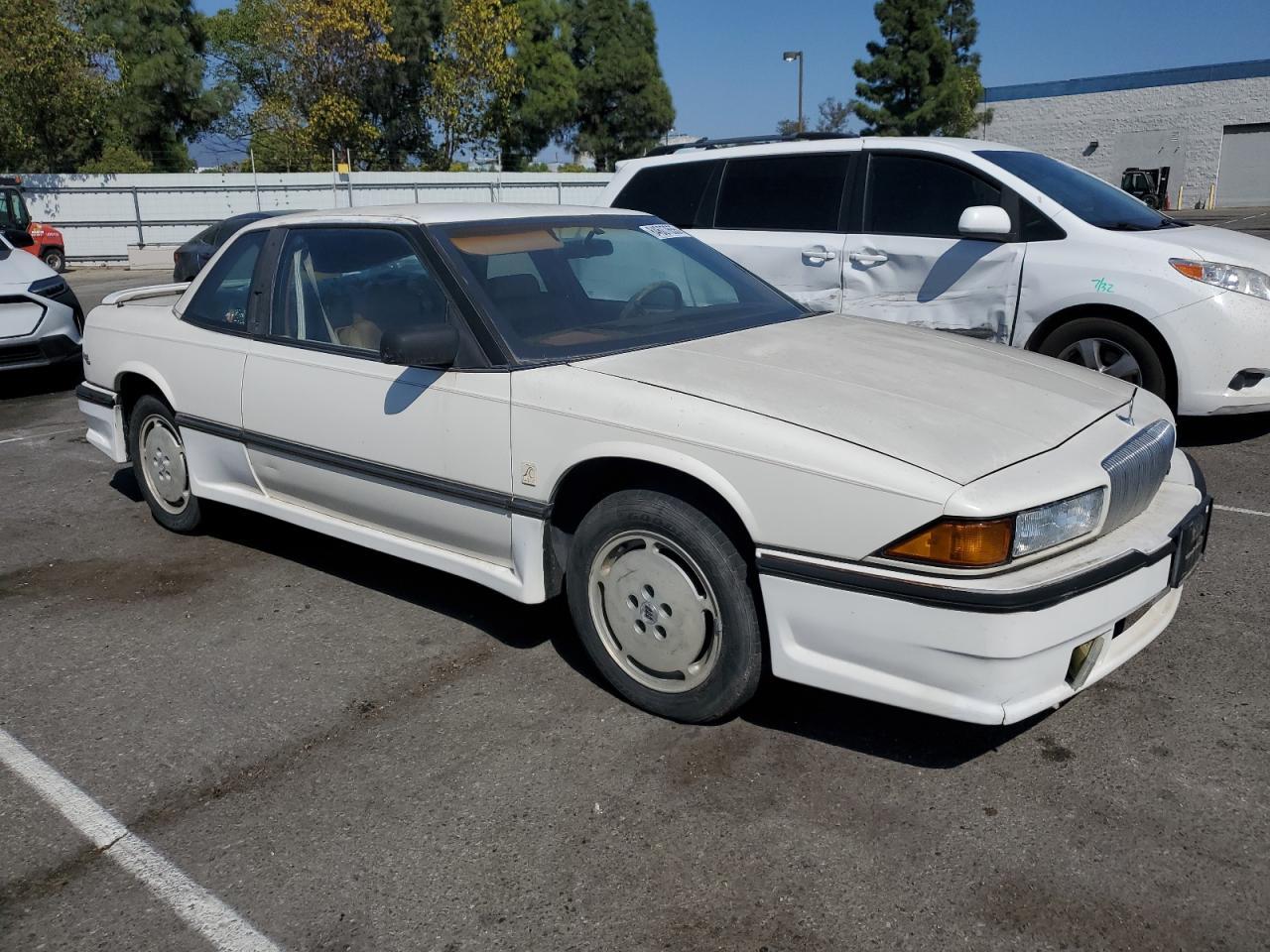 1989 Buick Regal Custom - Фото 4