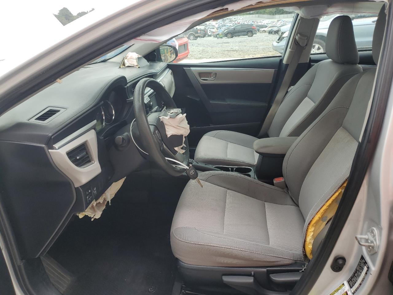 2015 Toyota Corolla L - Фото 7