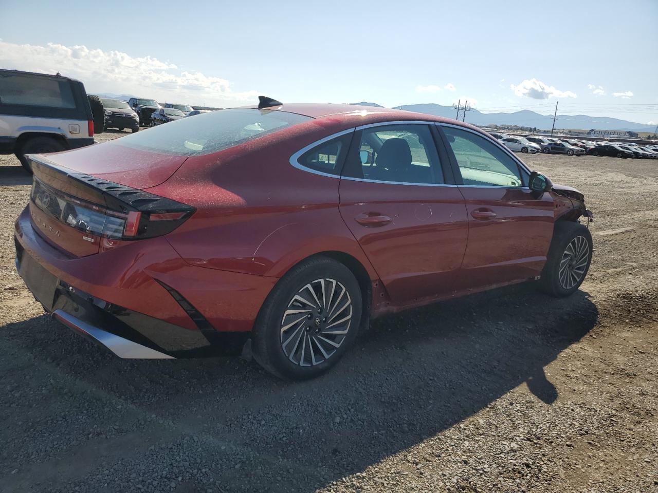 2025 Hyundai Sonata Hybrid - Image 3