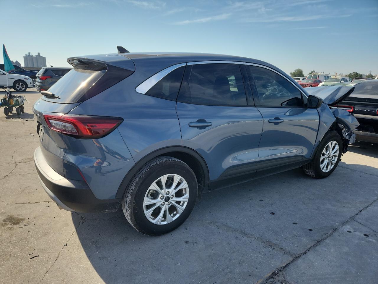 2024 Ford Escape Active - Image 3