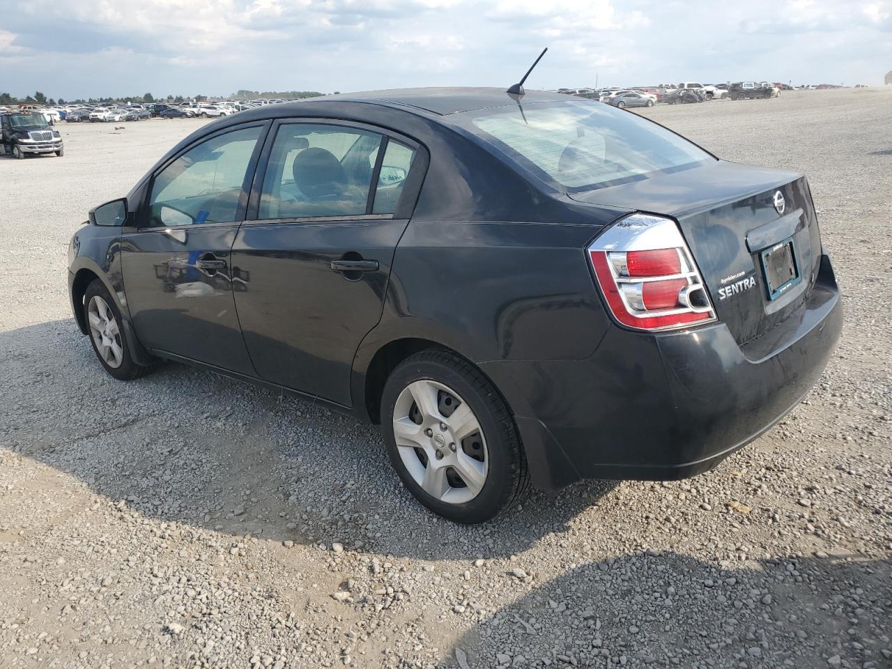 2008 Nissan Sentra 2.0 - Image 2