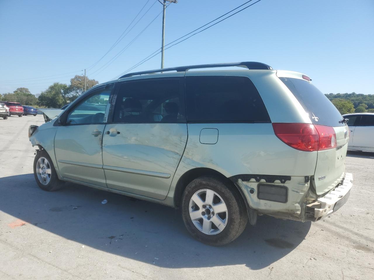 2006 Toyota Sienna Ce - Фото 2
