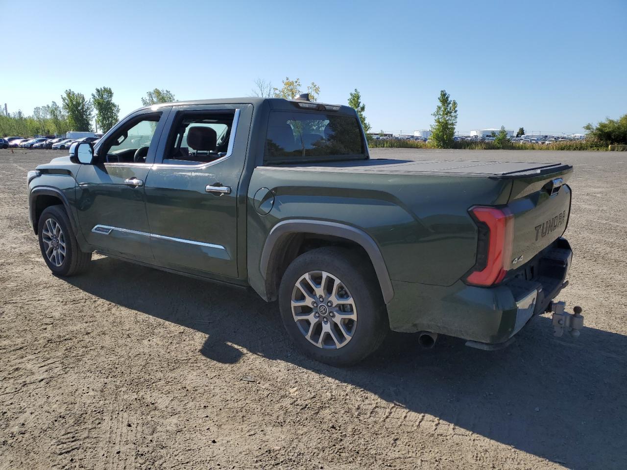 2022 Toyota Tundra Crewmax Platinum - Фото 2