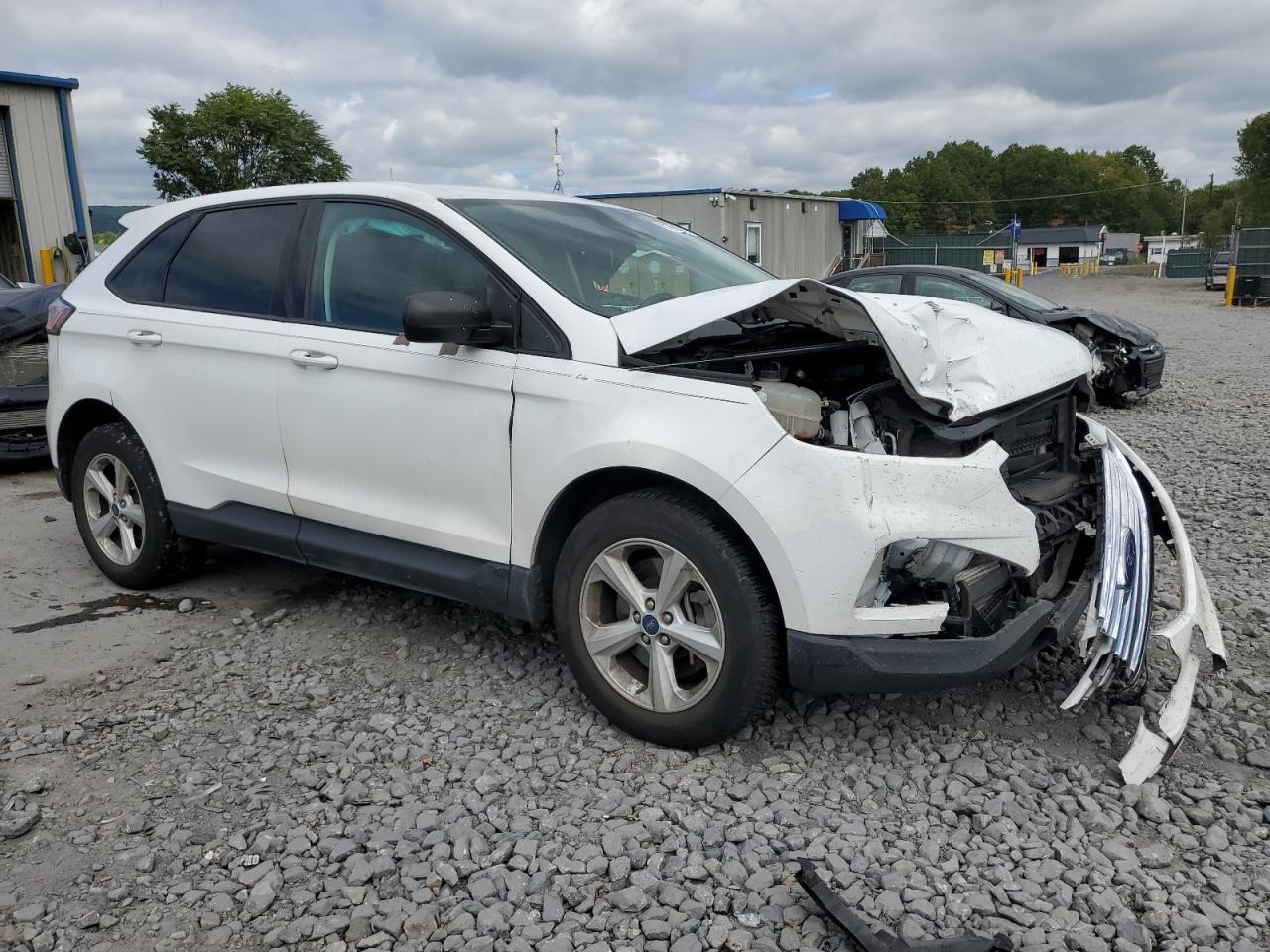 2021 Ford Edge Se - Фото 4
