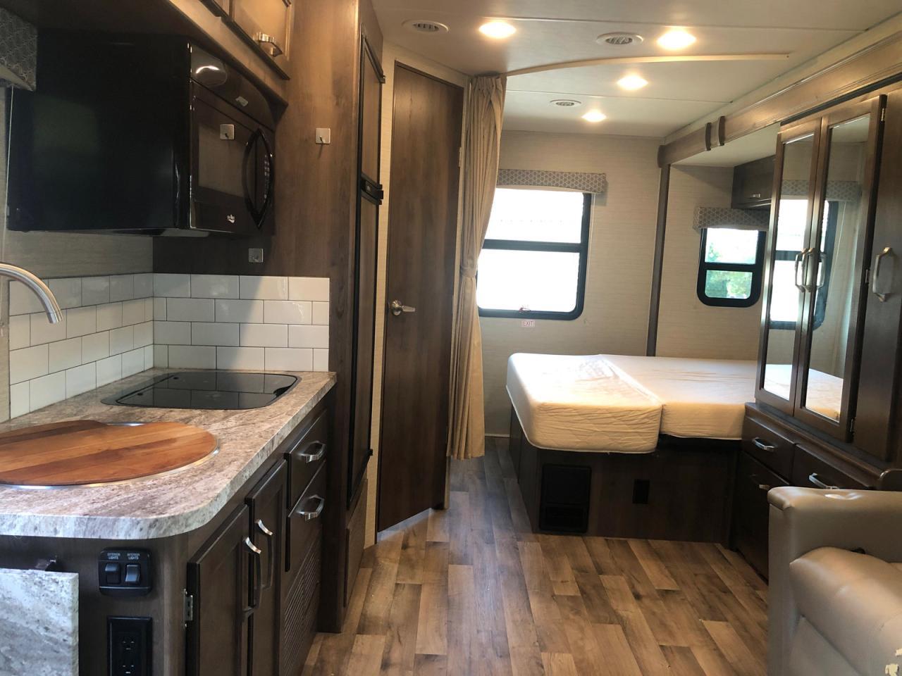 2020 Jyco Melbone24L - Rvs Rv - Image 6