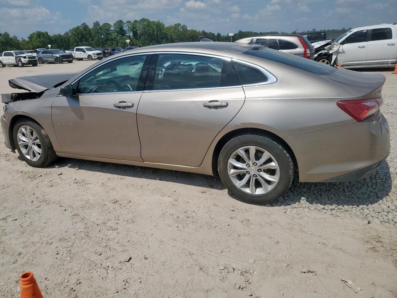 2022 Chevrolet Malibu Lt - Image 4