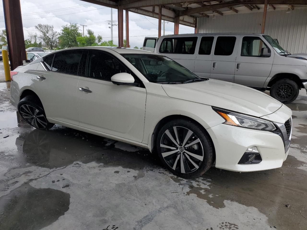2020 Nissan Altima Platinum - Фото 4