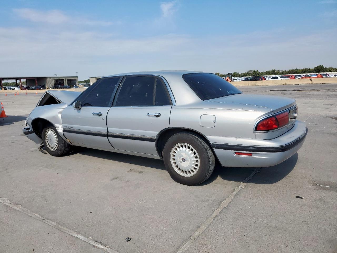 1998 Buick Lesabre Custom - Image 2