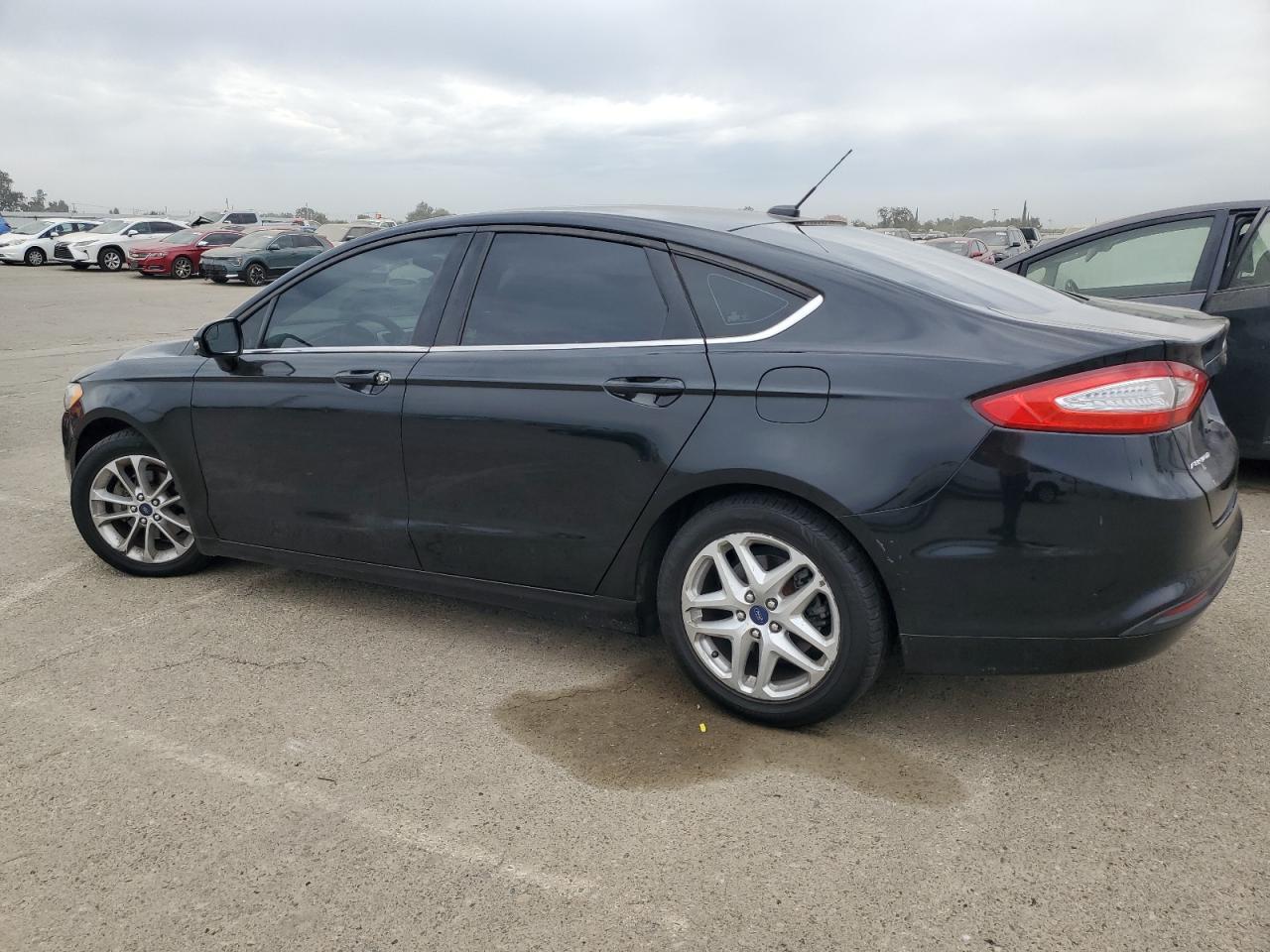 2016 Ford Fusion Se - Фото 2
