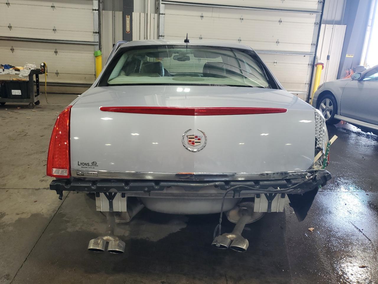 2006 Cadillac Dts - Фото 6