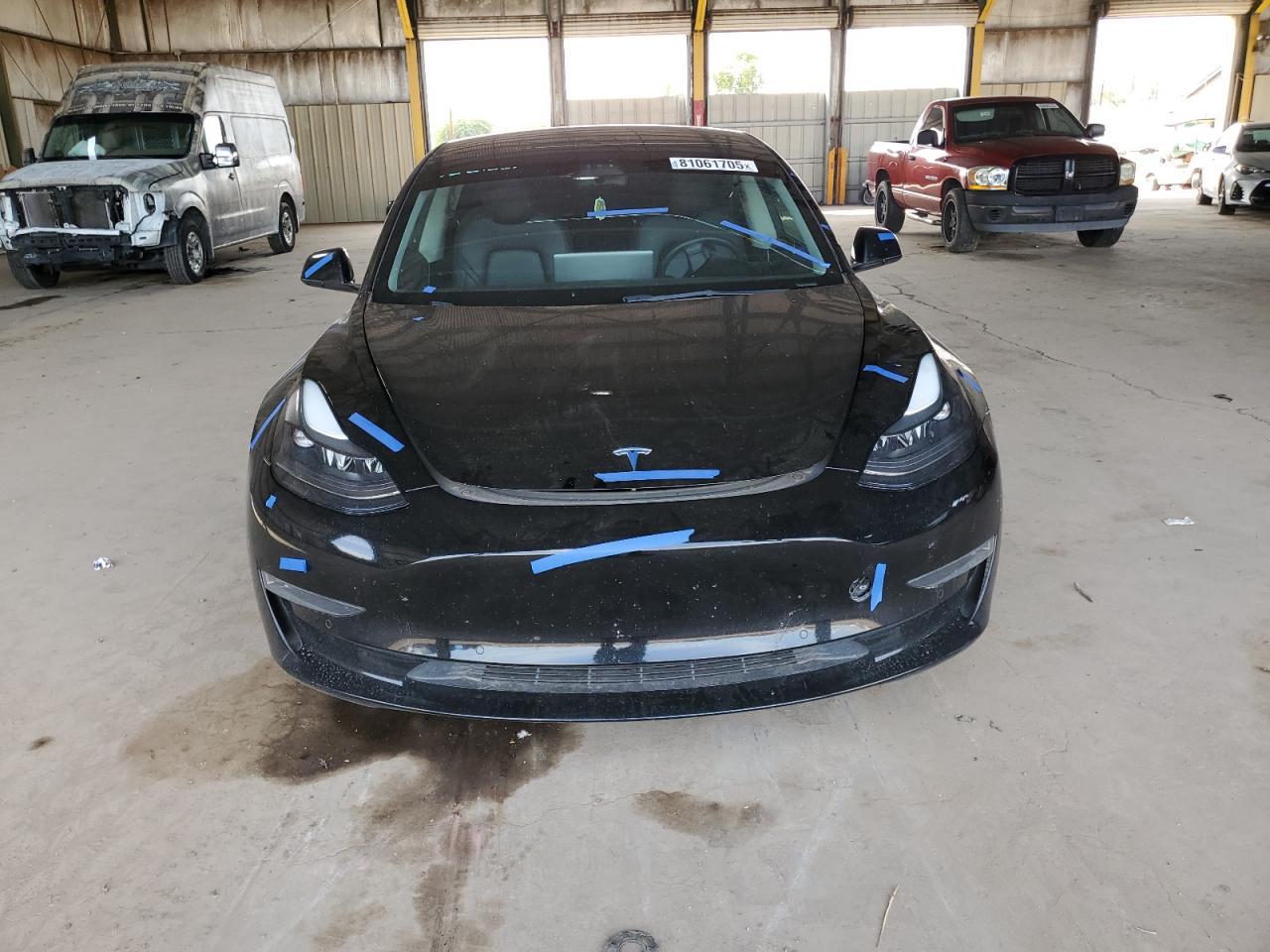 2022 Tesla Model 3 - Image 5