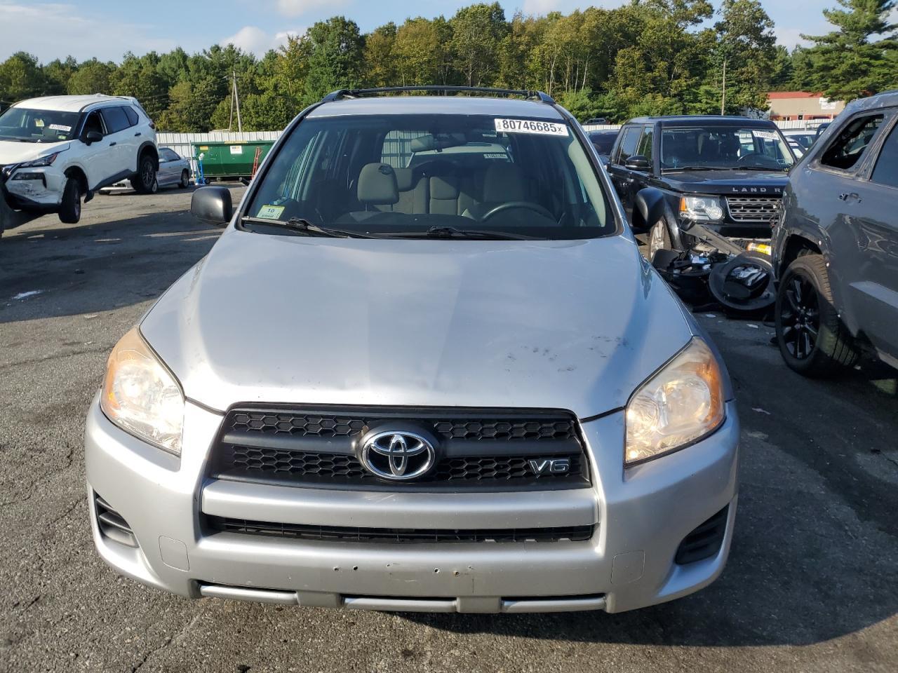 2011 Toyota Rav4 - Image 5