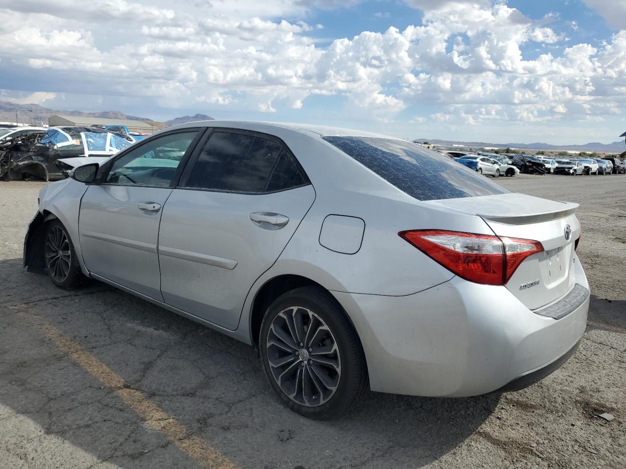 2015 Toyota Corolla L - Фото 2