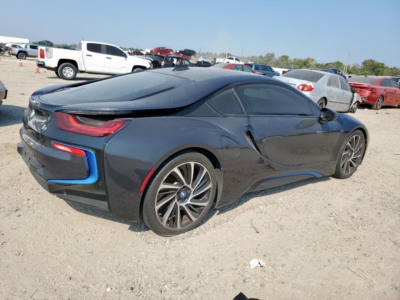 2015 BMW I8 - Фото 3