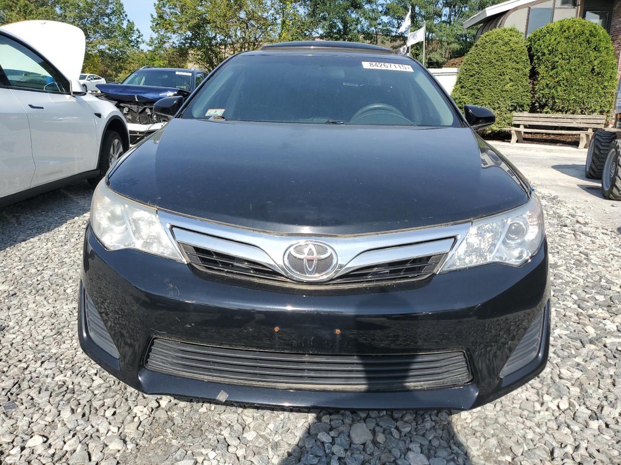2013 Toyota Camry Le - Image 5