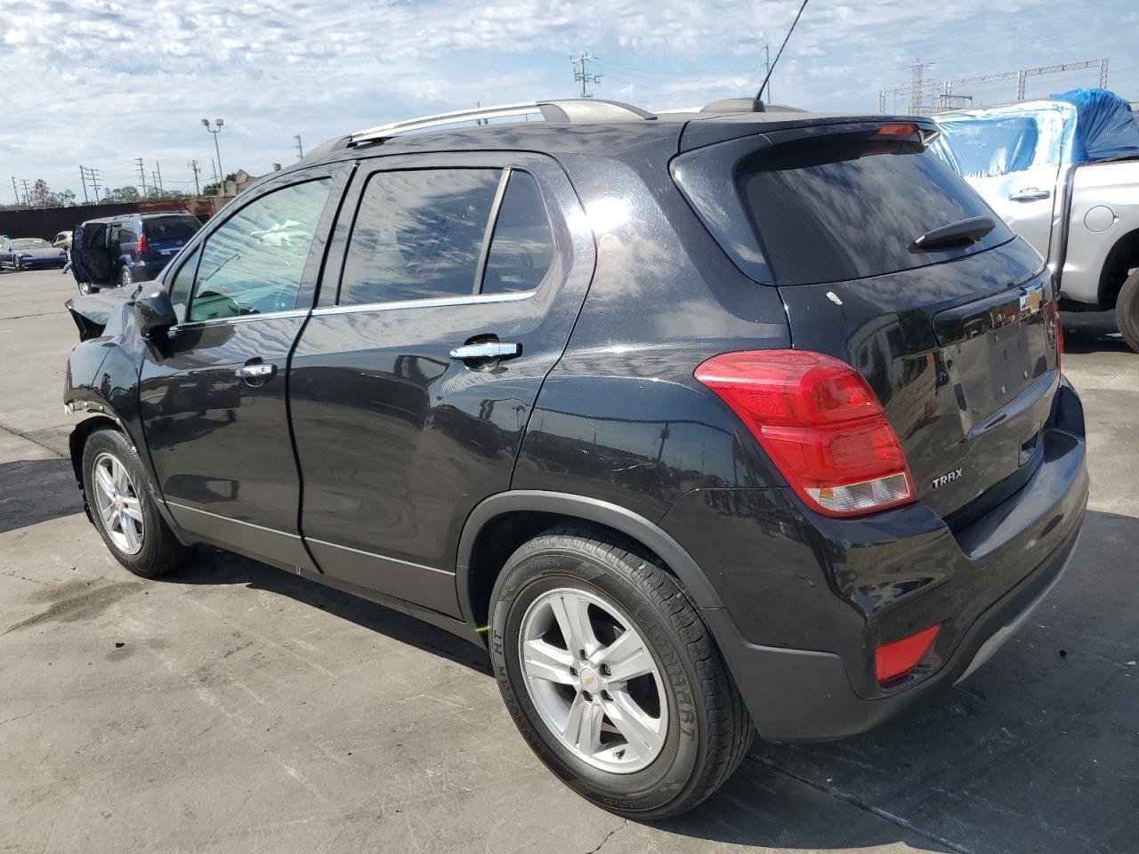 2019 Chevrolet Trax 1Lt - Фото 2