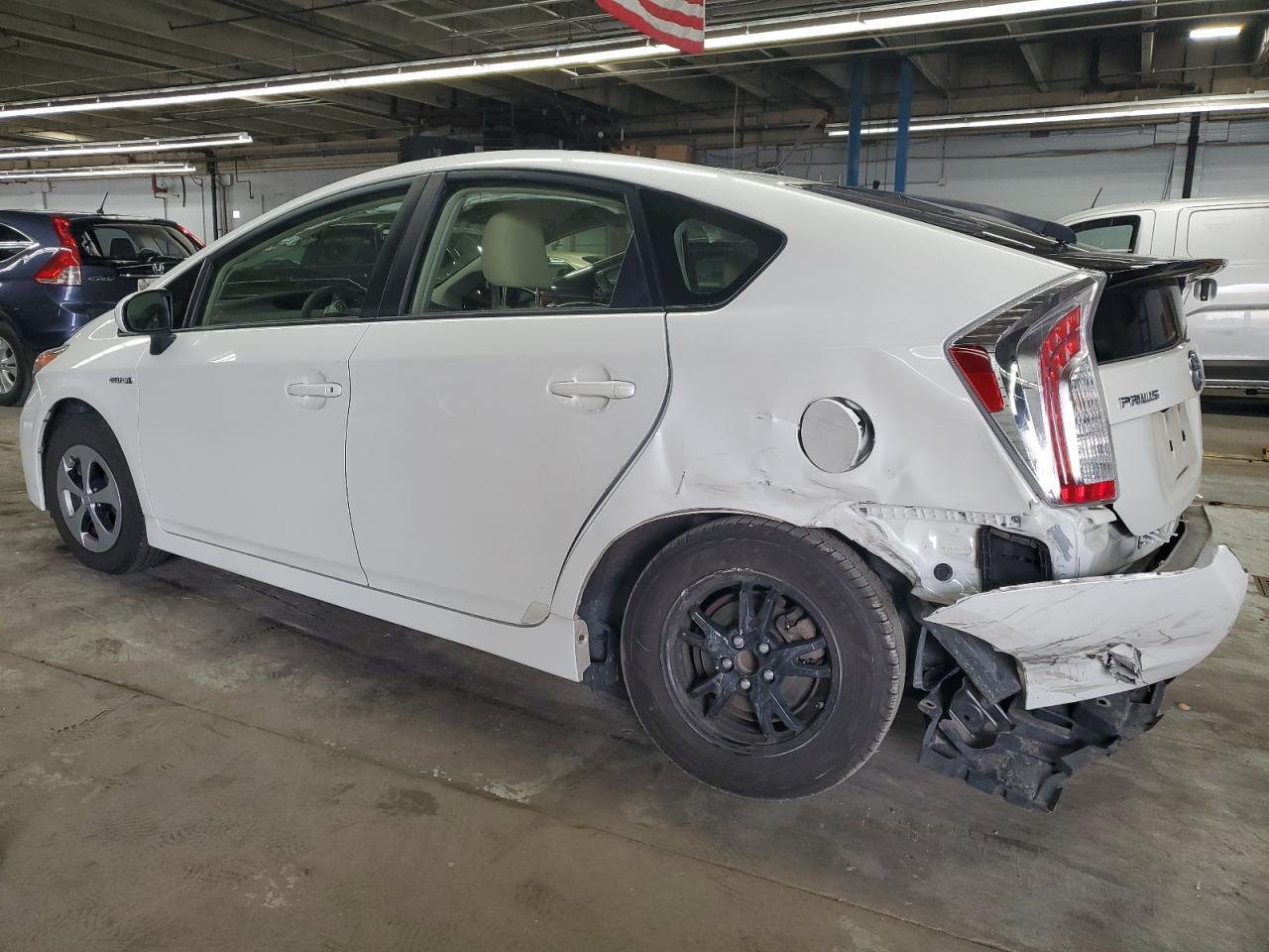 2015 Toyota Prius - Фото 2