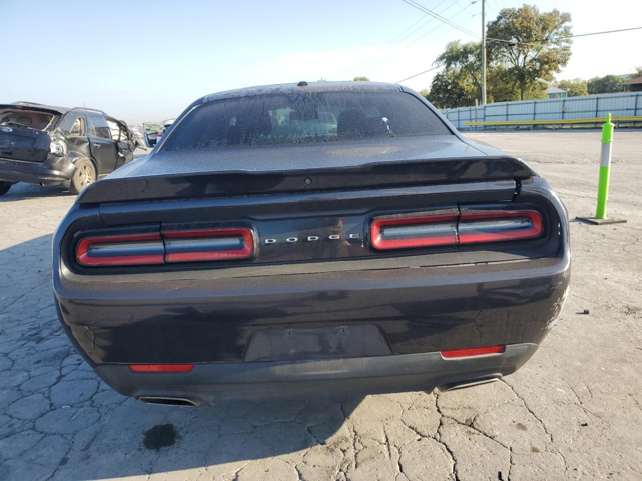 2018 Dodge Challenger Sxt - Image 6