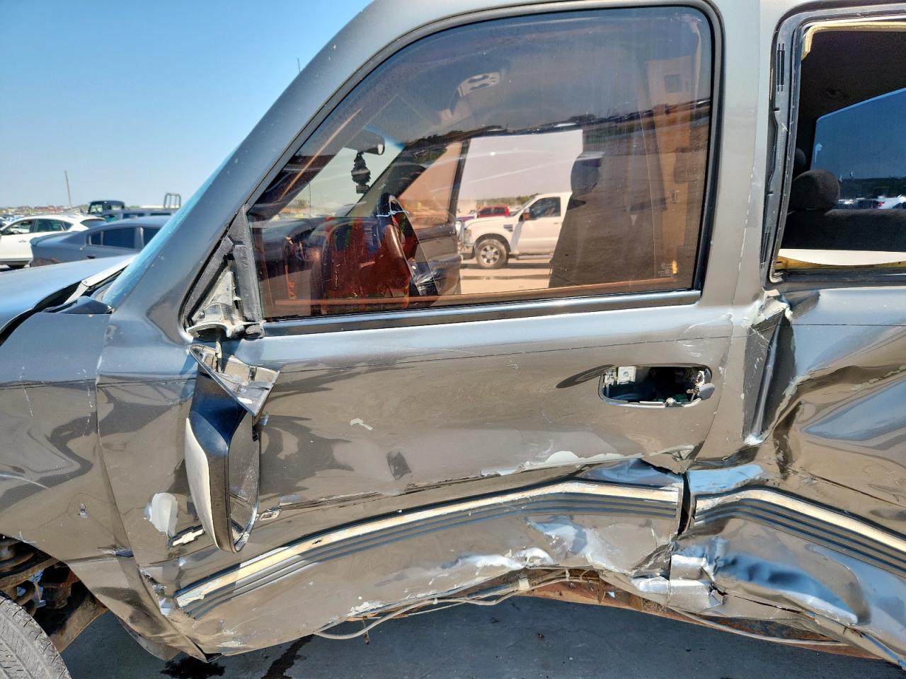 2000 Chevrolet Silverado C1500 - Image 7