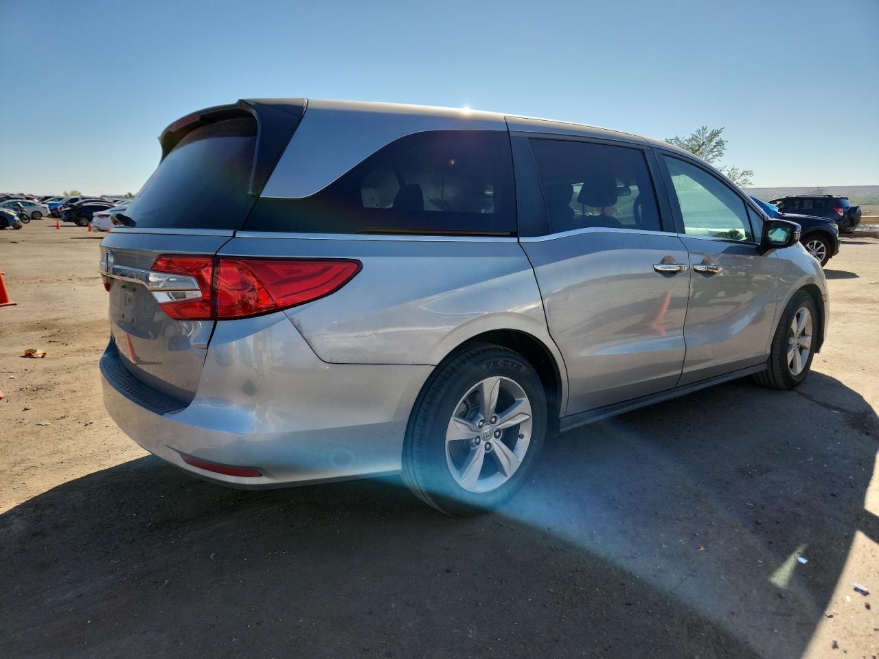 2019 Honda Odyssey Ex - Image 3