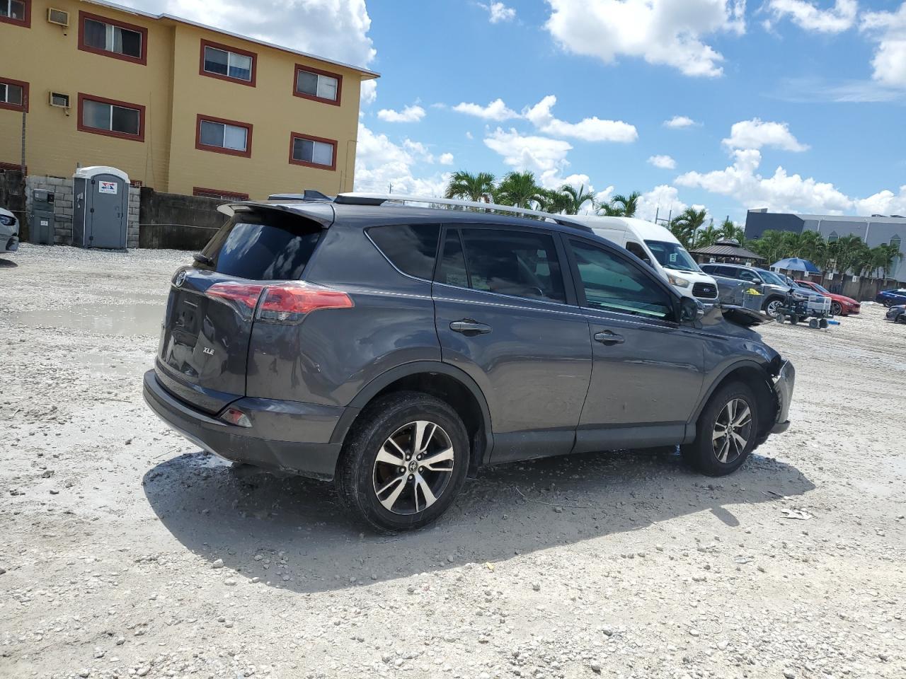 2017 Toyota Rav4 Xle - Фото 3