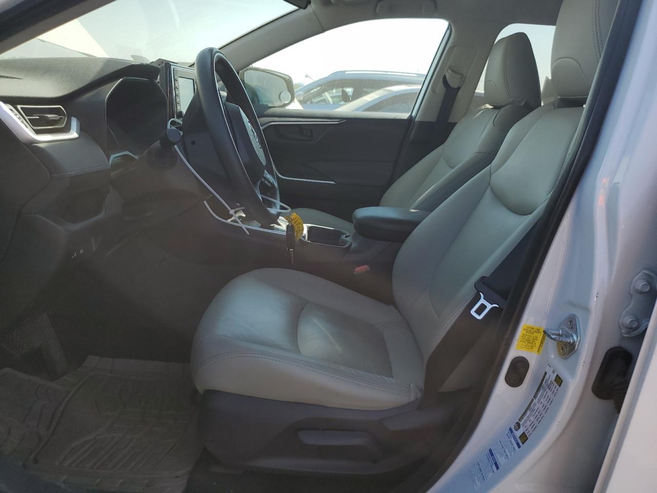 2019 Toyota Rav4 Le - Фото 7