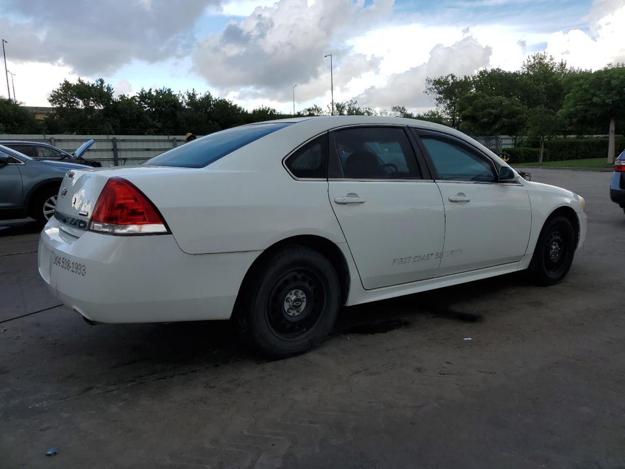 2010 Chevrolet Impala Police - Фото 3