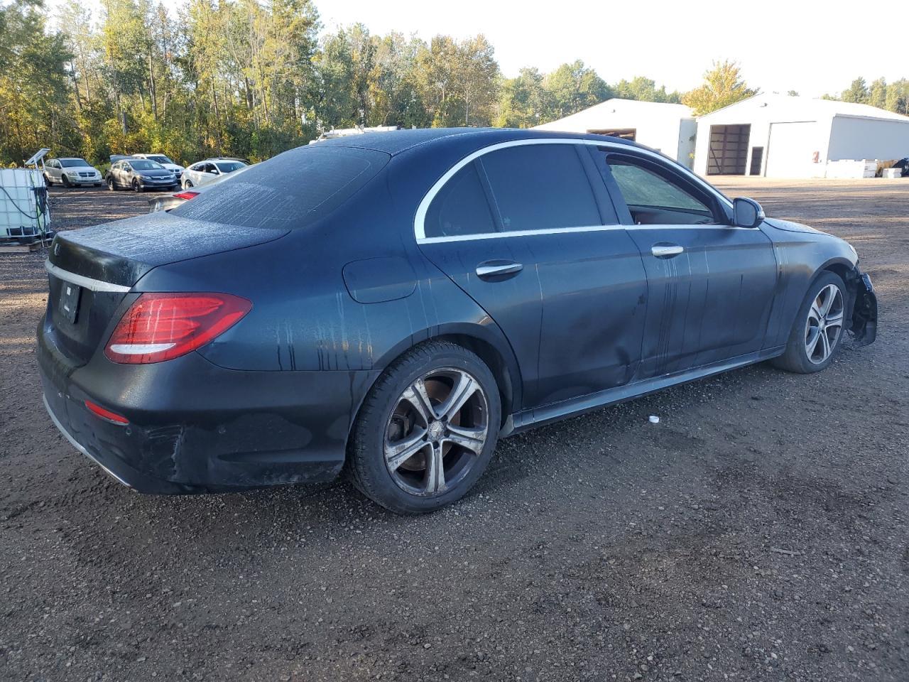 2017 Mercedes-Benz E 400 4Matic - Фото 3