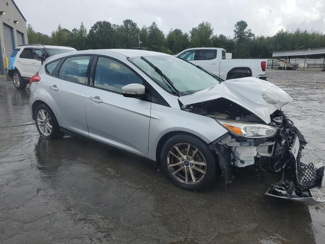 2017 Ford Focus Se - Image 4