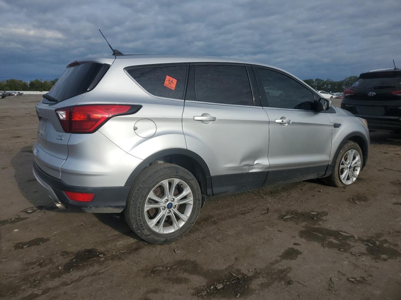 2019 Ford Escape Se - Фото 3