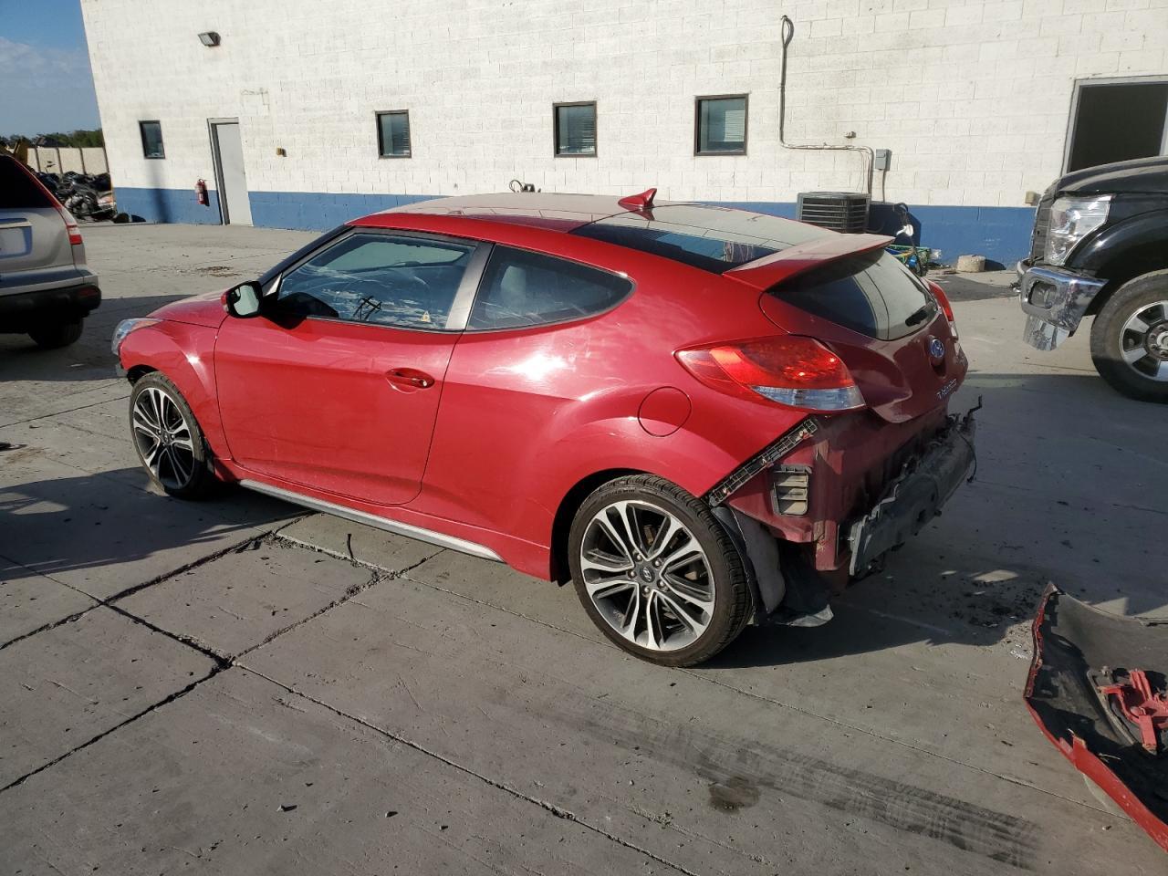 2016 Hyundai Veloster Turbo - Фото 2