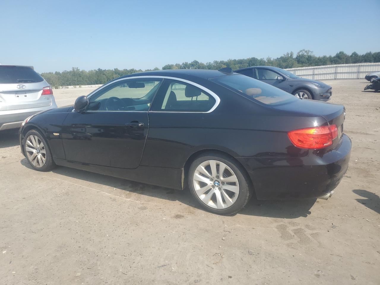 2011 BMW 328 I - Фото 2