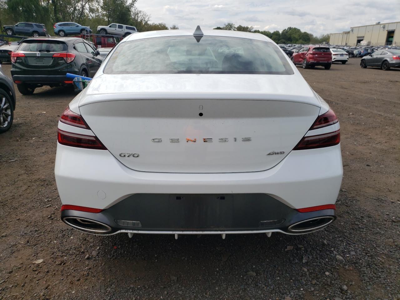 2025 Genesis G70 Base - Фото 6