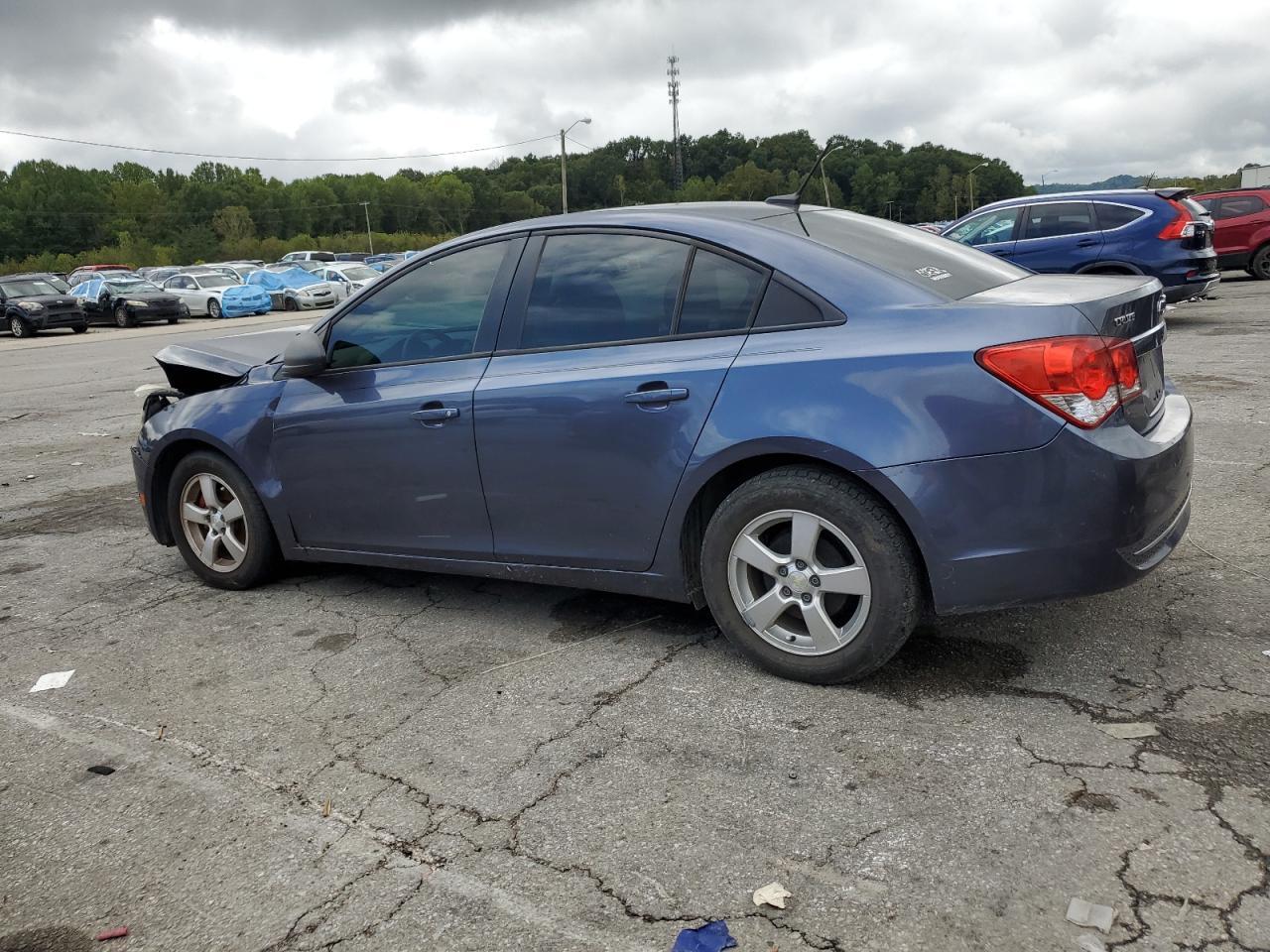2013 Chevrolet Cruze Ls - Фото 2