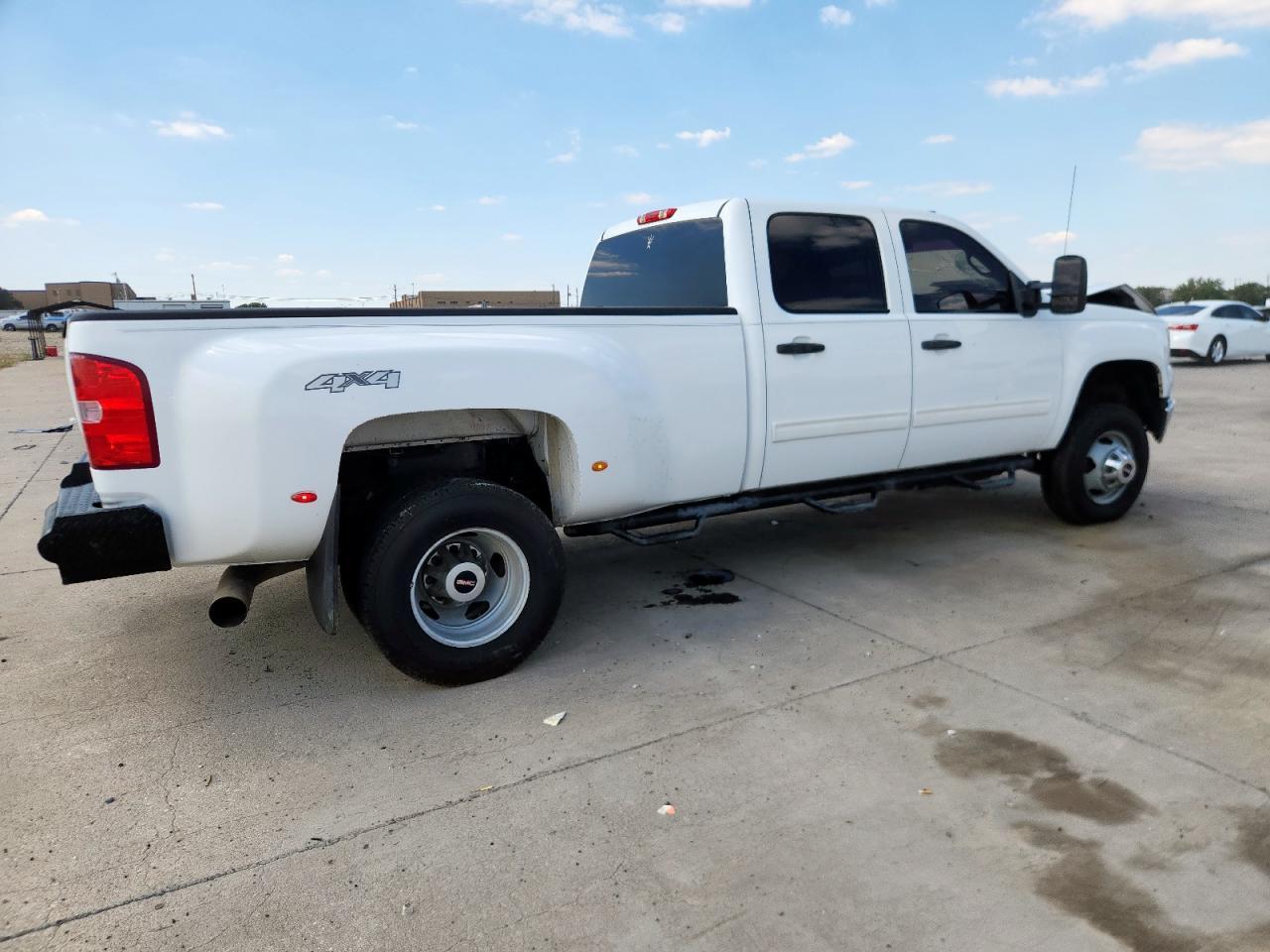 2011 GMC Sierra K3500 Sle - Image 3
