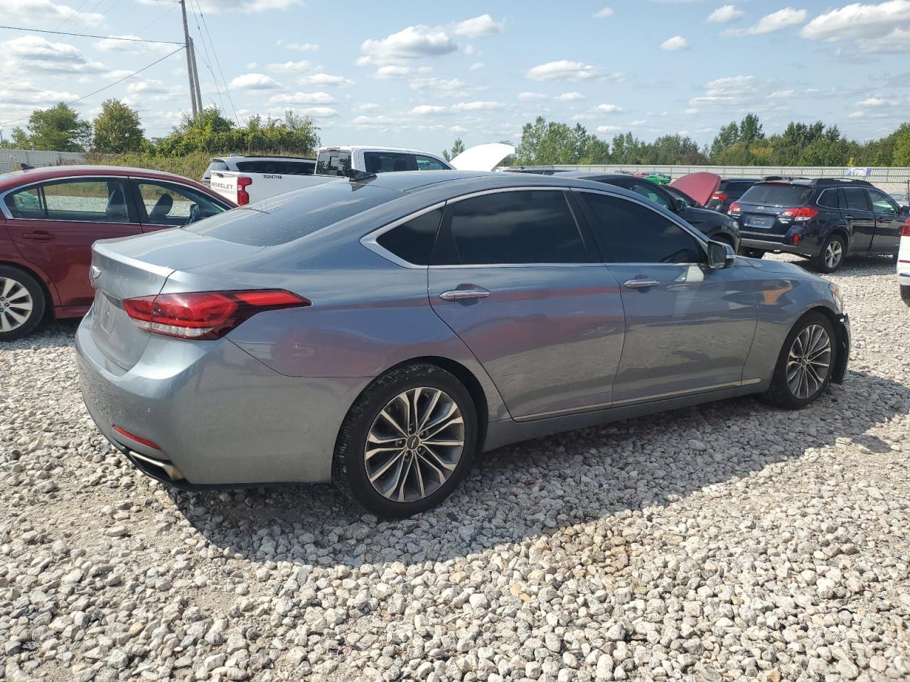 2016 Hyundai Genesis 3.8L - Фото 3