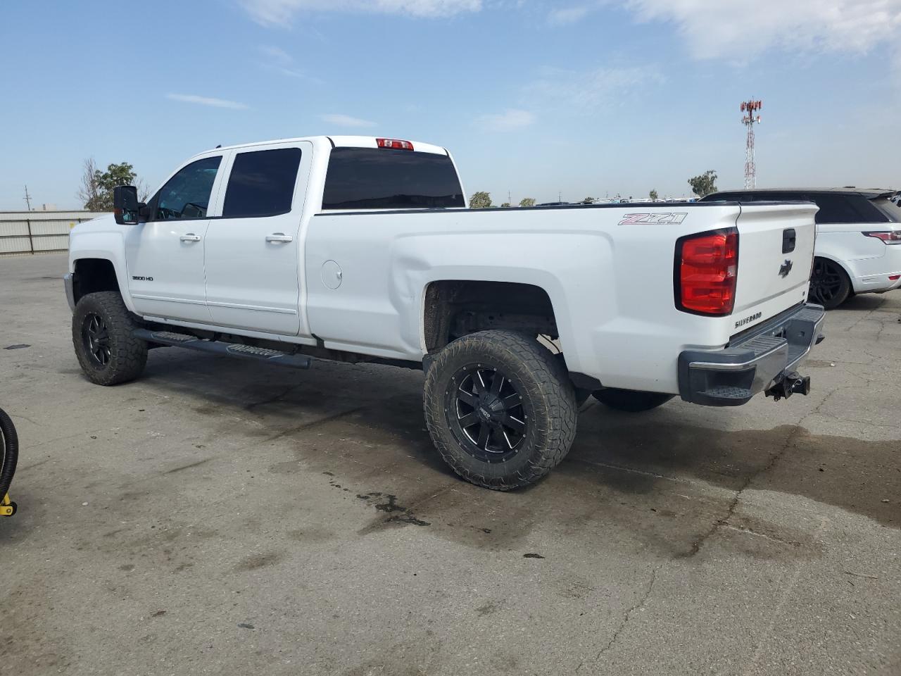 2016 Chevrolet Silverado K3500 Lt - Фото 2