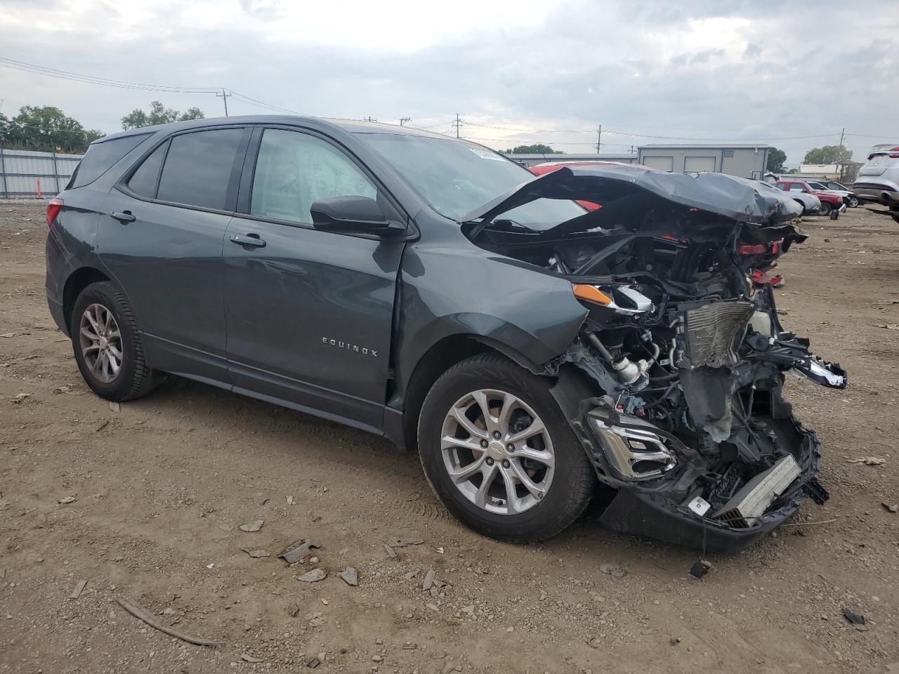 2019 Chevrolet Equinox Ls - Фото 4