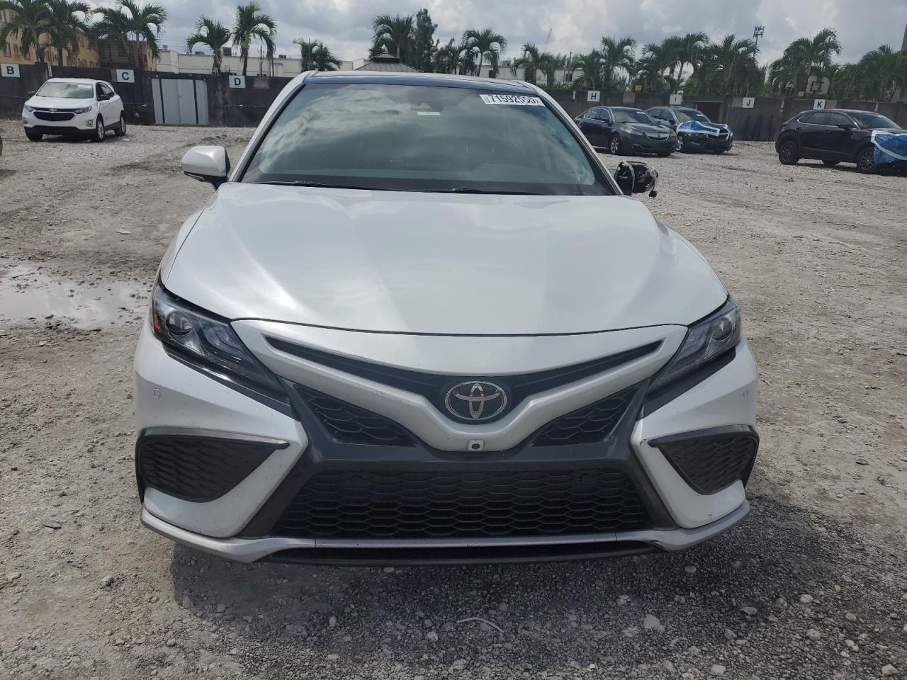 2022 Toyota Camry Xse - Image 5