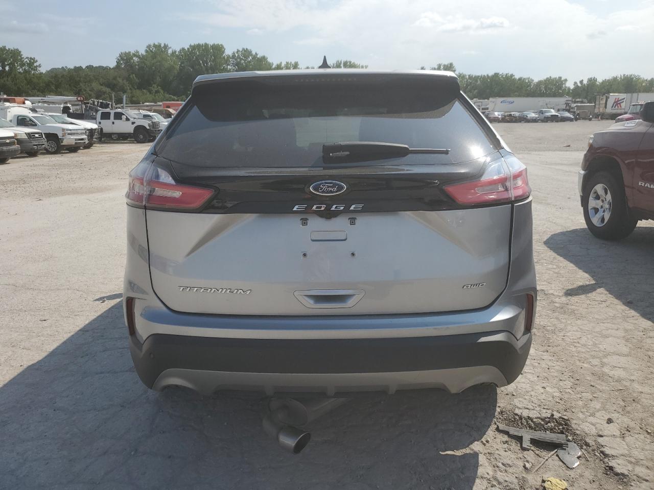2021 Ford Edge Titanium - Image 6