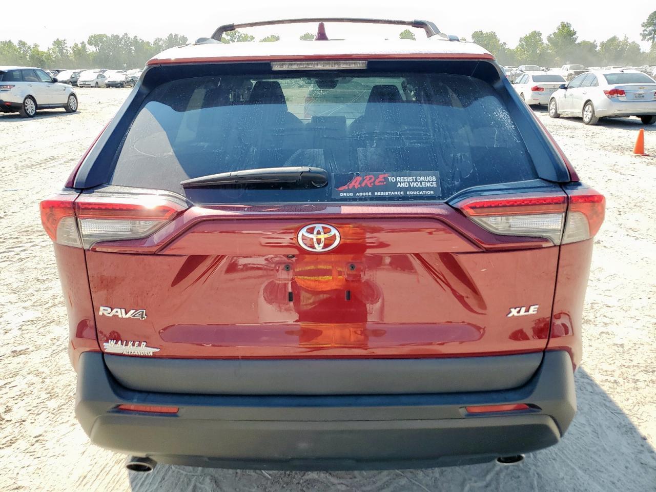 2024 Toyota Rav4 Xle Premium - Фото 6