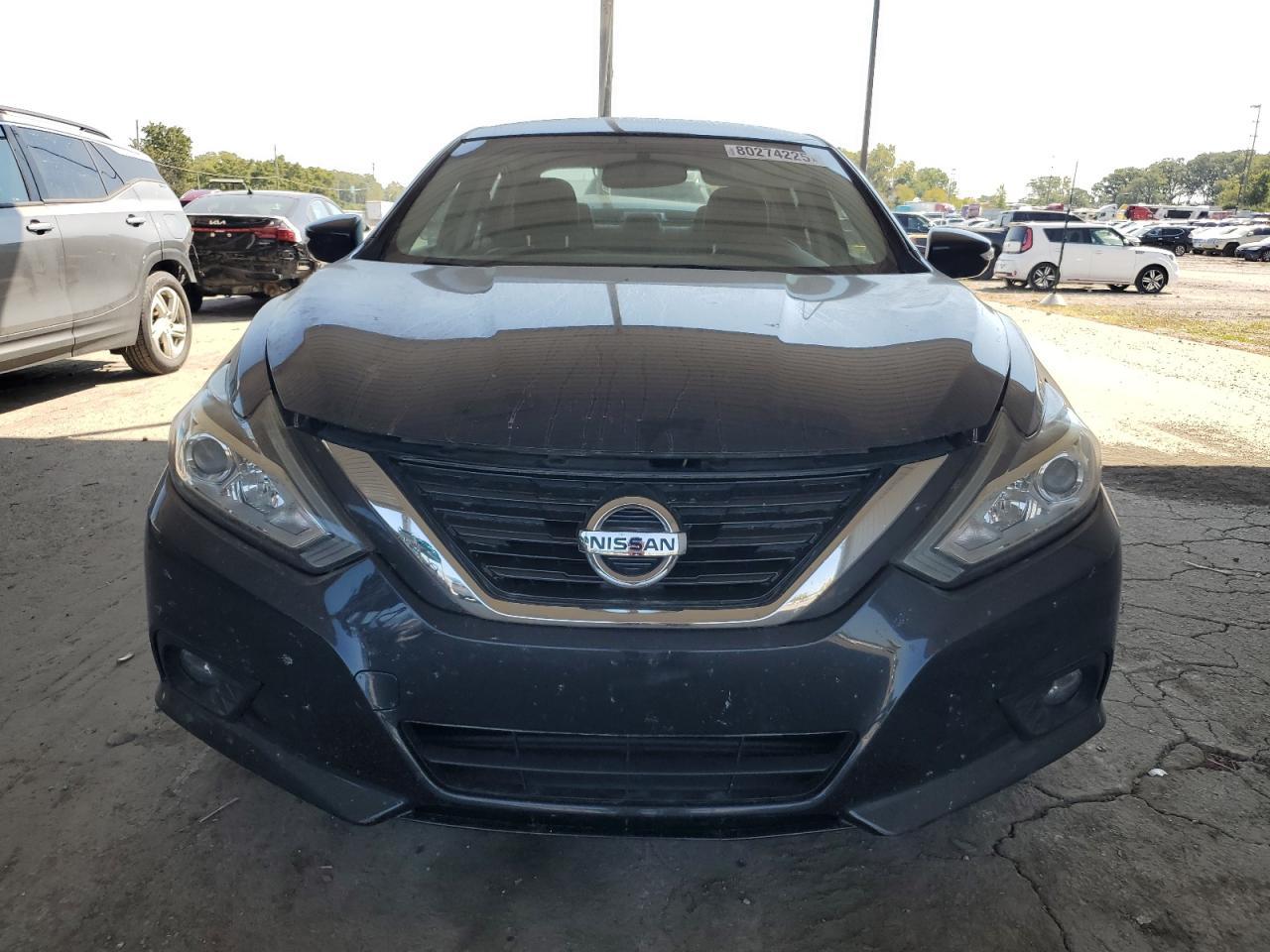2017 Nissan Altima 2.5 - Image 5