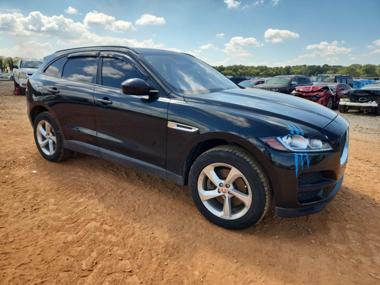 2017 Jaguar F-Pace Premium - Image 4