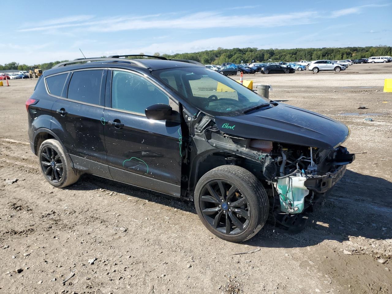 2019 Ford Escape Se - Фото 4