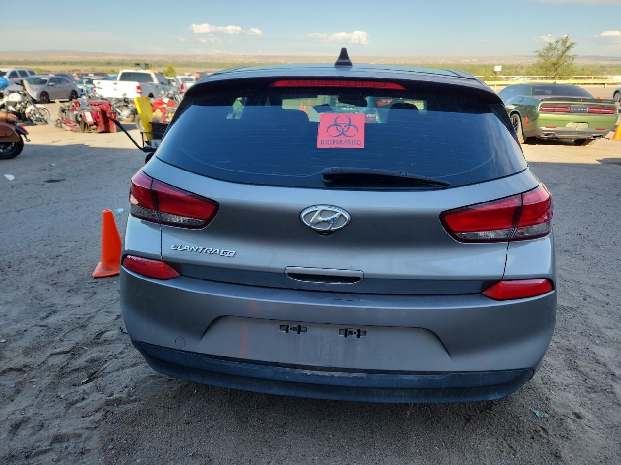 2020 Hyundai Elantra Gt - Фото 6