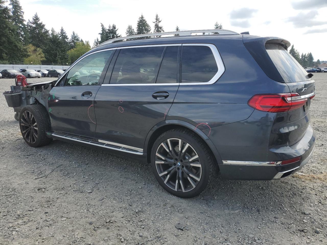 2019 BMW X7 xDrive50I - Фото 2