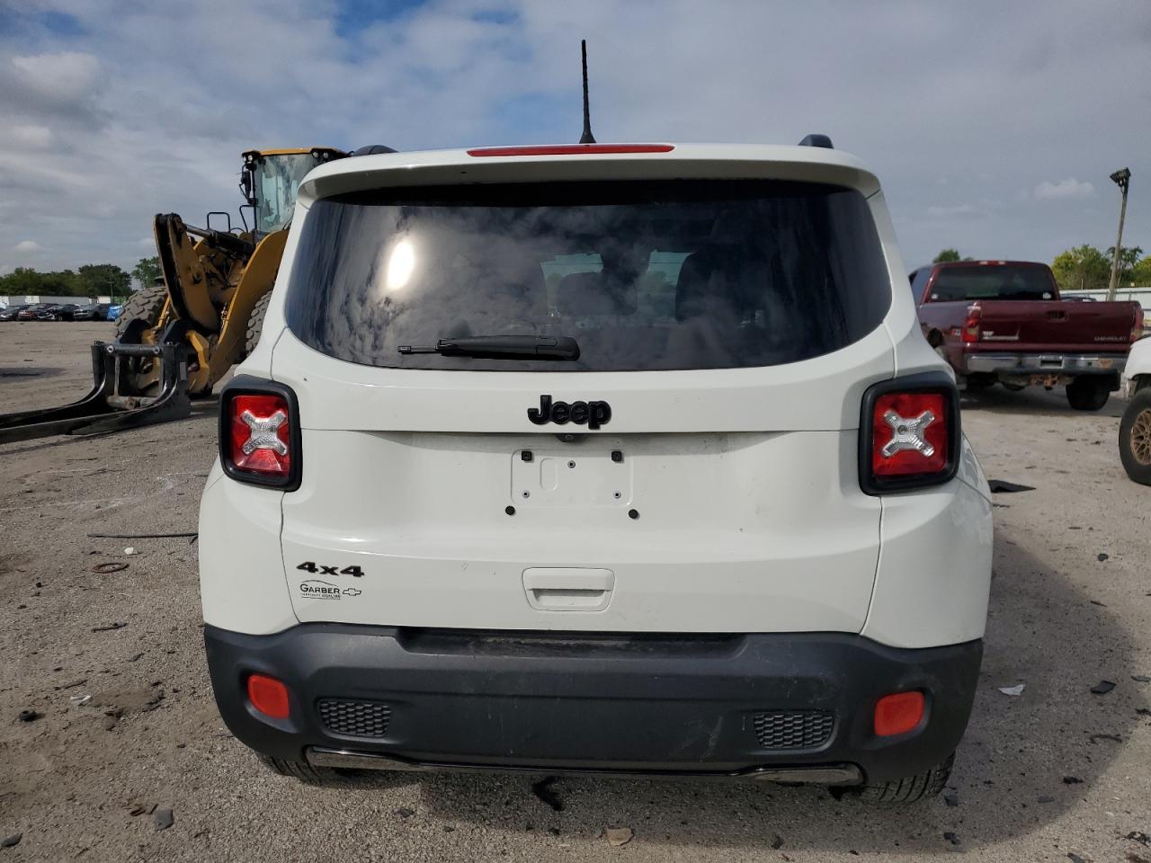 2018 Jeep Renegade Latitude - Image 6