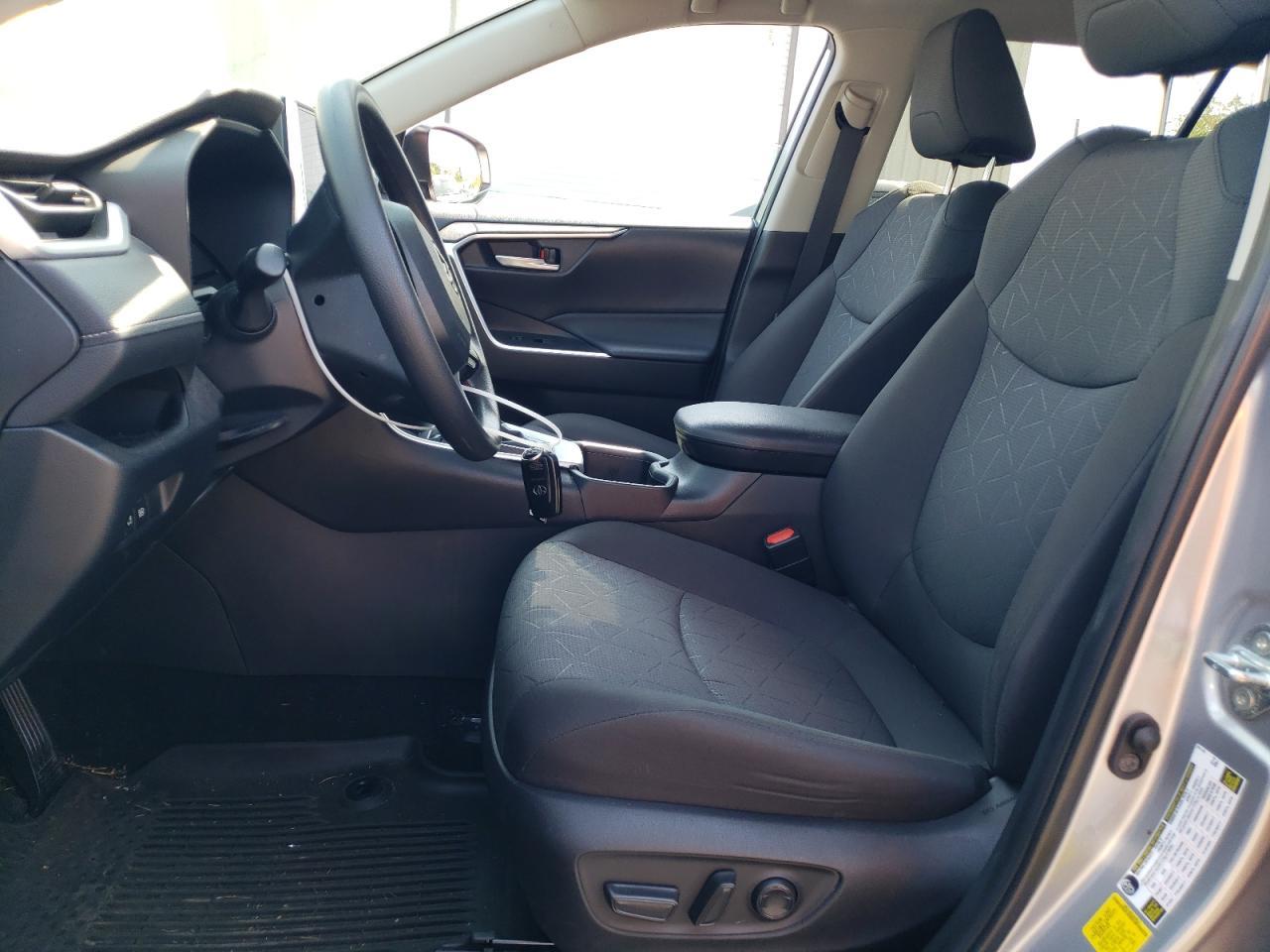 2023 Toyota Rav4 Xle - Image 7